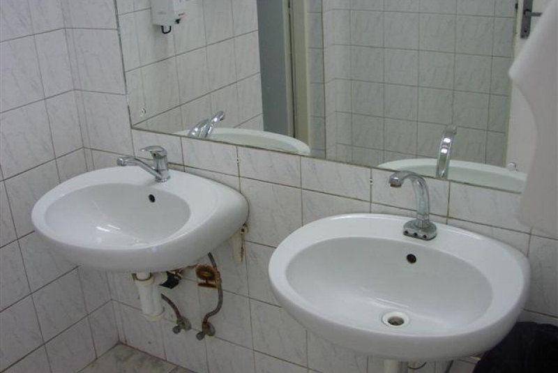 Rekonštrukcia toaliet na ČS Slovnaft Bardejov Prešovská - pred rekonštrukciou