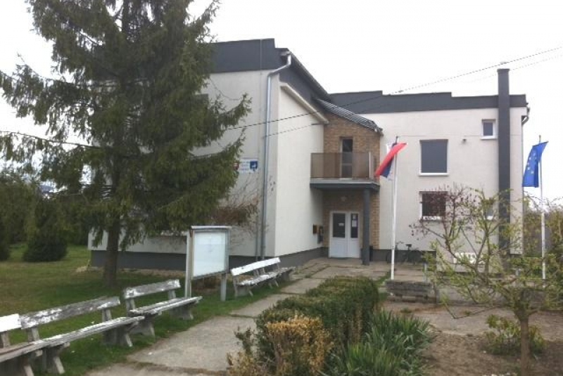 Rekonštrukcia OÚ v obci Pusté Čemerné - nový stav
