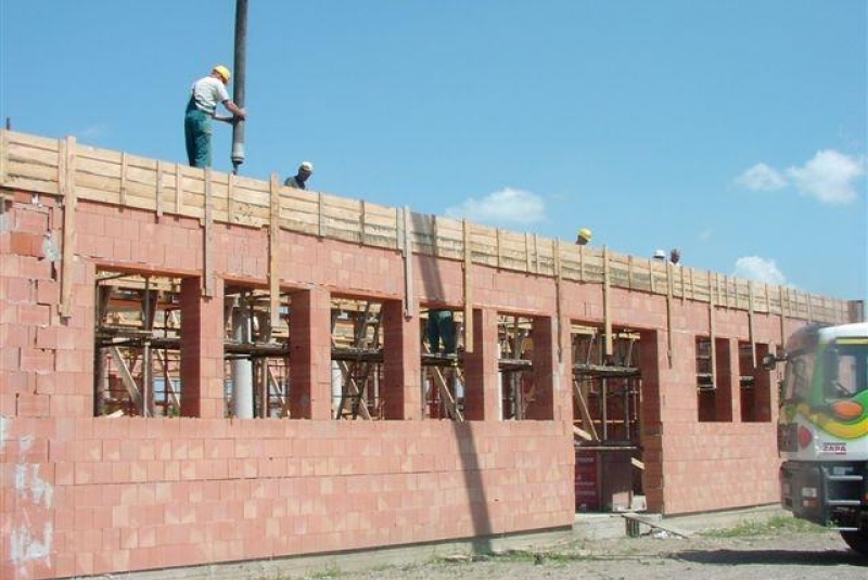 Polyfunkčný objekt - realizácia výstavby