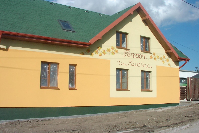 Rekonštrukcia a prístavba penziónu Malá Tŕňa