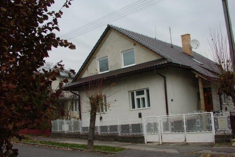 Rekonštrukcia strechy a podkrovia RD Michalovce