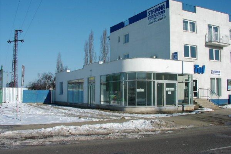 Rekonštrukcia a prístavba sídla firmy Stavena Michalovce