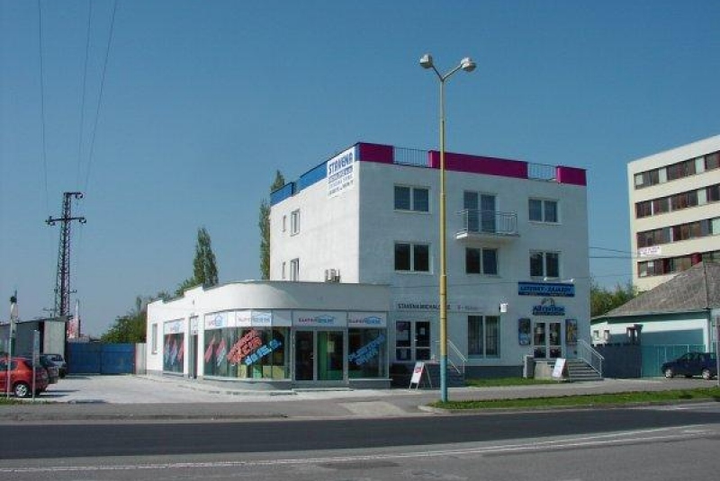 Rekonštrukcia a prístavba sídla firmy Stavena Michalovce